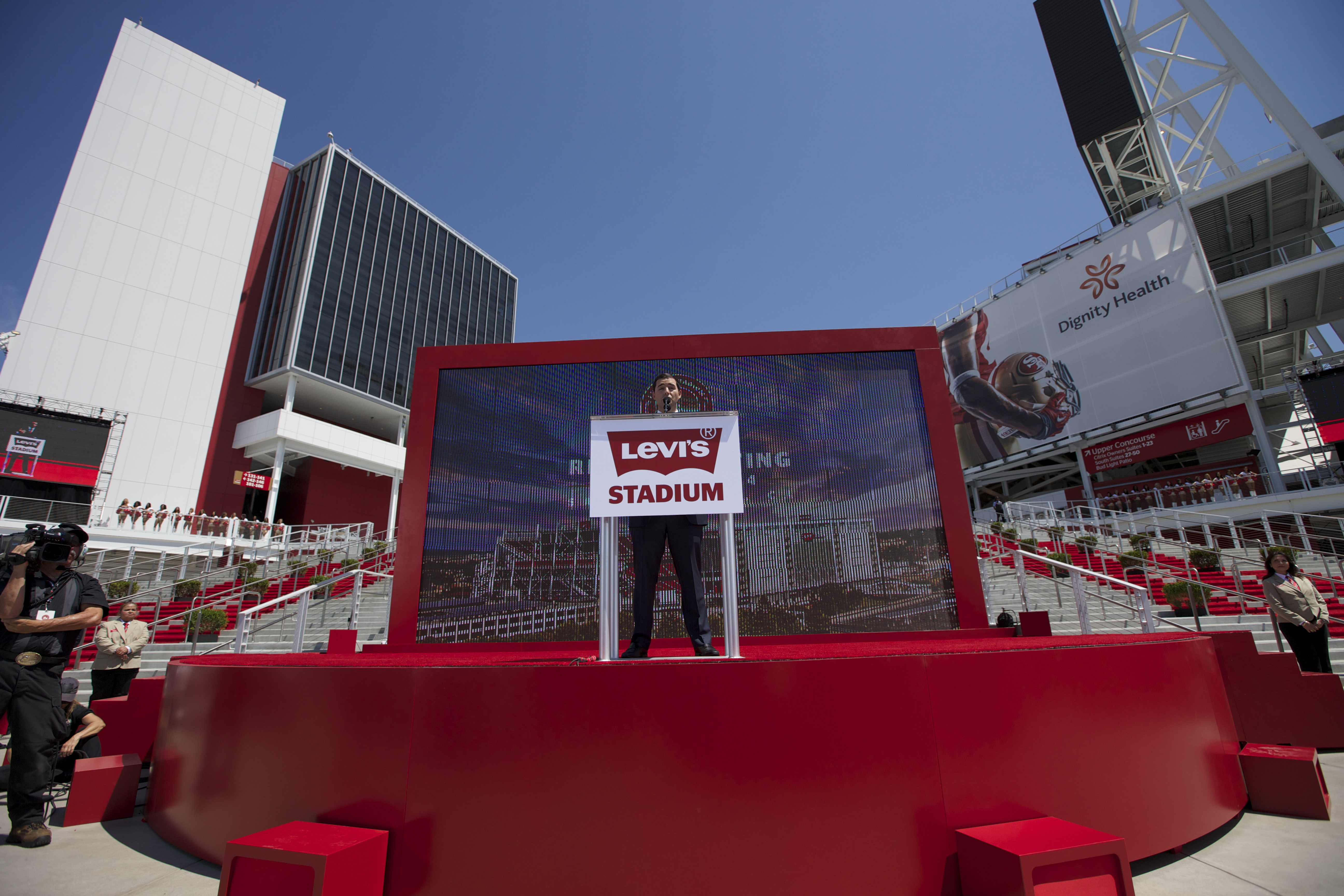 San Francisco 49ers on X: 49ers football is BACK at #LevisStadium